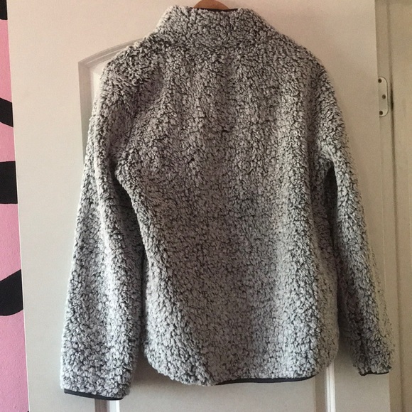 New Sherpa sweatshirt - Picture 4 of 6